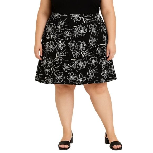 George Dresses & Skirts - George Womens Plus Size 22W Stretch Black White Floral A-Line Skirt